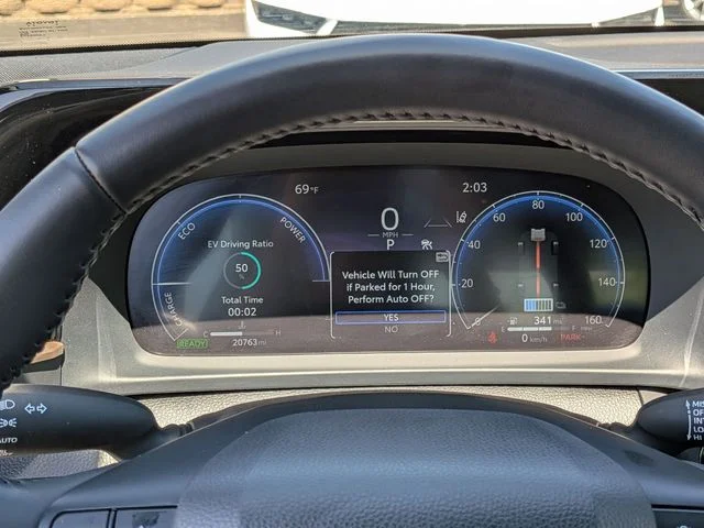 Used 2023 White Toyota XLE image 20