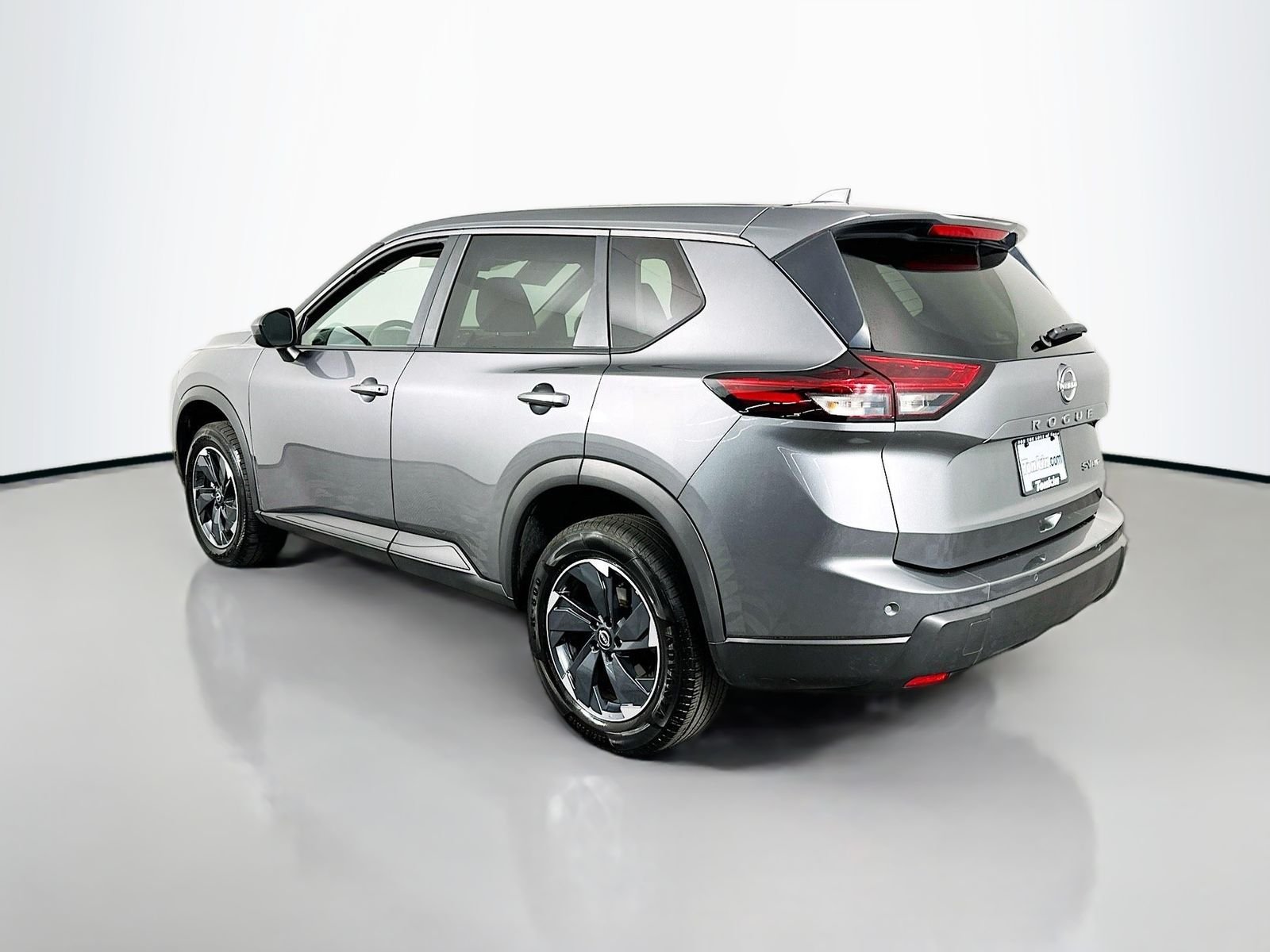 Used 2024 Gun Metallic Nissan SV image 6