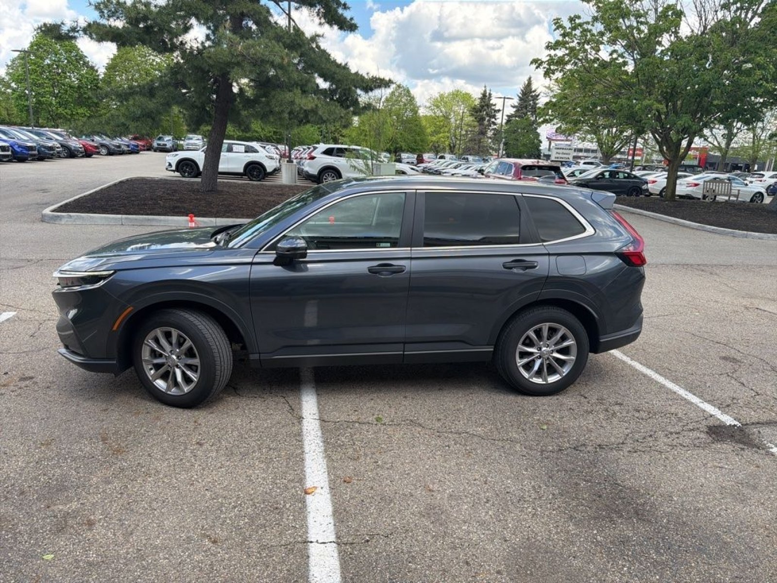 2024 Honda CR-V EX - Photo 8