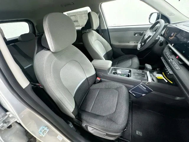 New 2027 Ivory Silver Kia S image 25