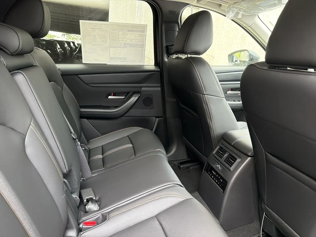 New 2026 Black Mazda 3.3 Turbo Select image 11