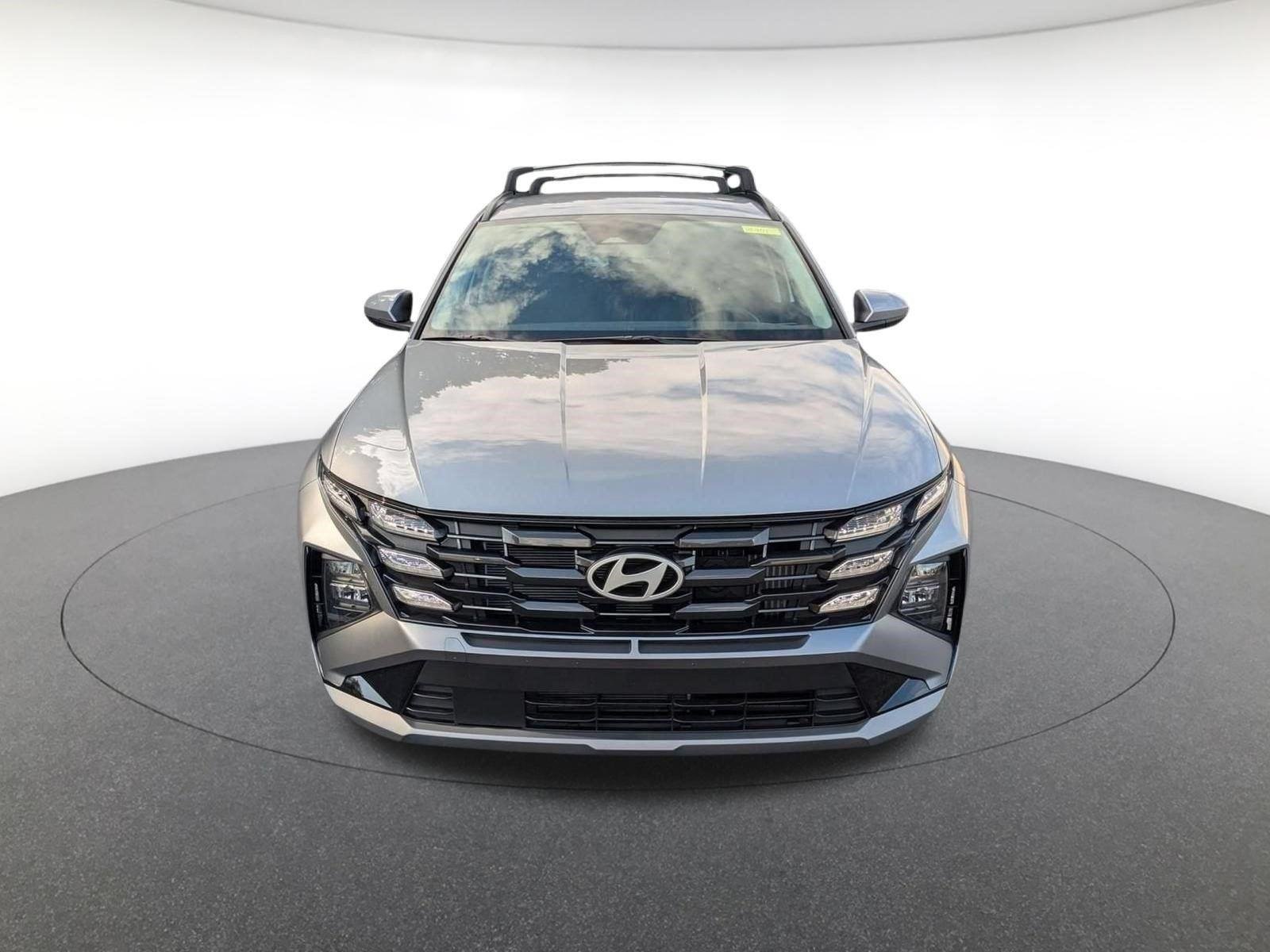New 2026 Shimmering Silver Hyundai SEL image 9