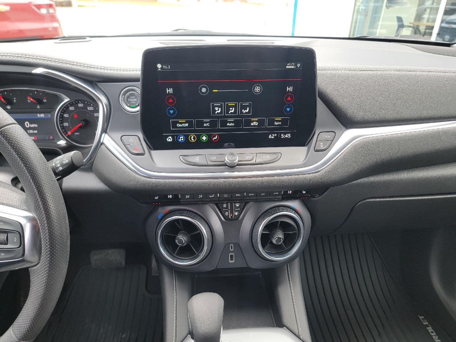 2025 Chevrolet Blazer 2LT - Photo 19