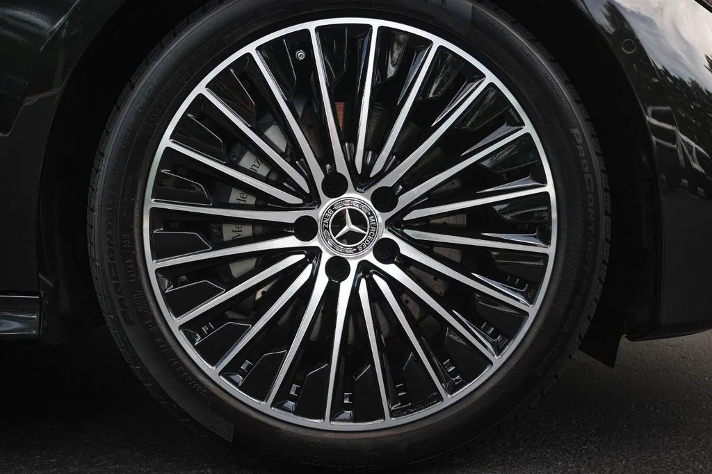Used 2026 Graphite Gray Metallic Mercedes-Benz CLE 300 image 14