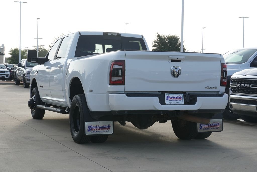 Used 2023 White Ram Laramie image 7