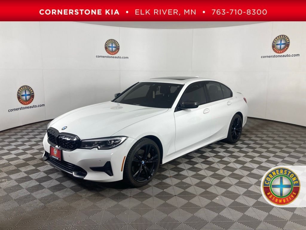 2020 BMW 3 Series 330i xDrive Sedan's photo