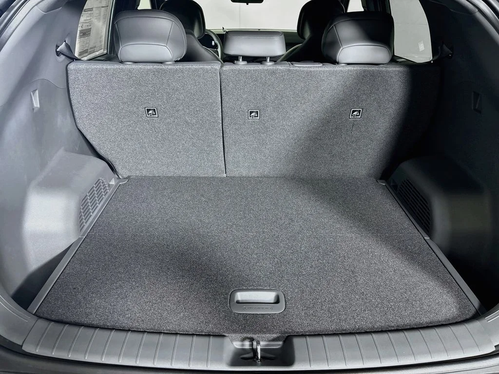 New 2027 Interstellar Gray Kia Wind image 21