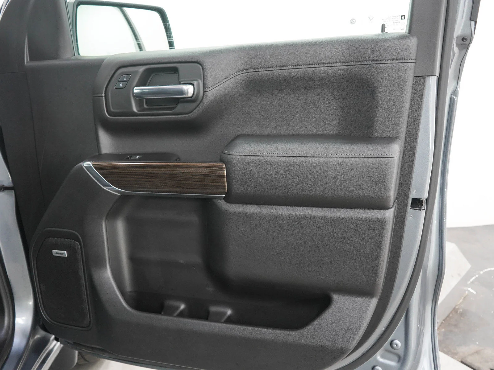 Used 2019 Satin Steel Metallic Chevrolet RST image 12