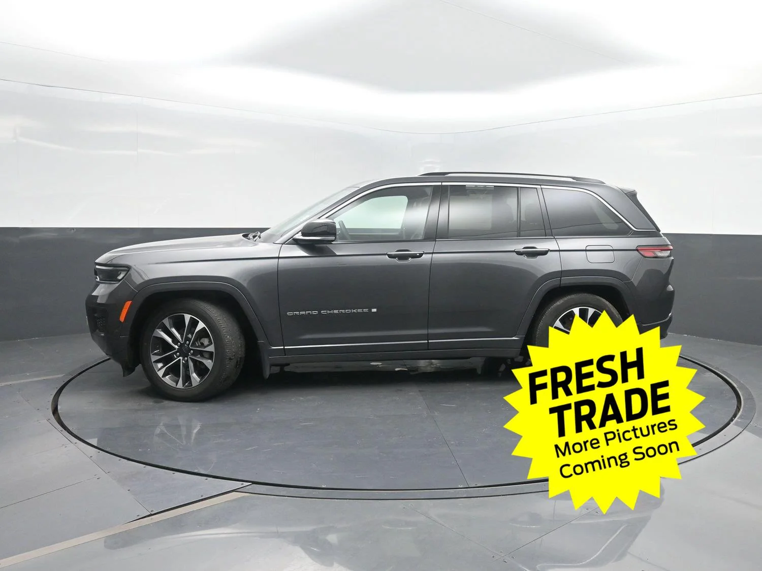 2022 Jeep Grand Cherokee Overland