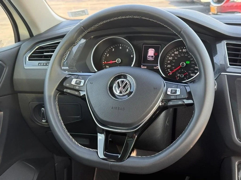 Used 2021 White Volkswagen 2.0T SE image 14