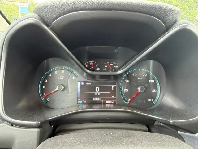 Used 2016 Black Chevrolet Z71 image 11
