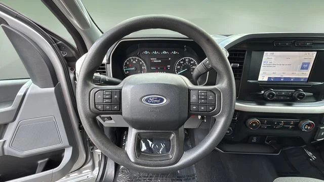 Used 2023 Silver Ford XLT image 12
