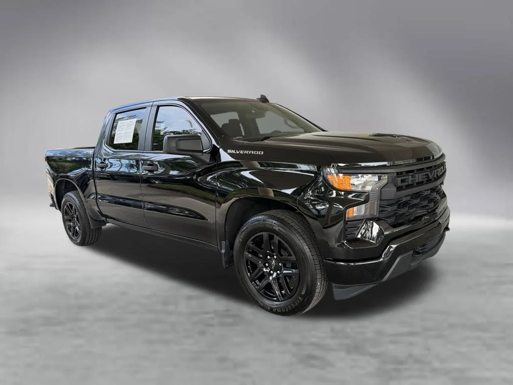Used 2023 Black Chevrolet Custom image 2