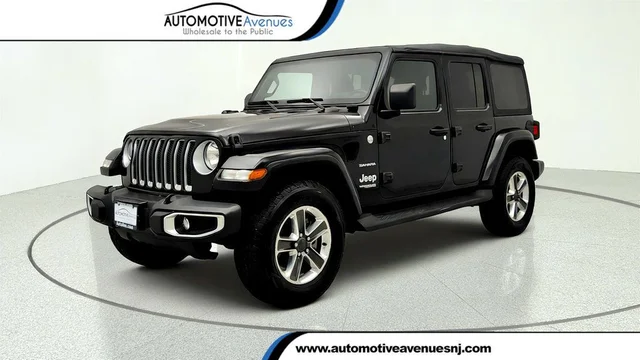 2022 Jeep Wrangler Unlimited Sahara 4x4 w/ Cold Weather Group & 8-Speed Auto