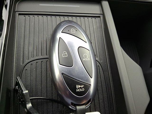 New 2026 White Hyundai Limited image 14