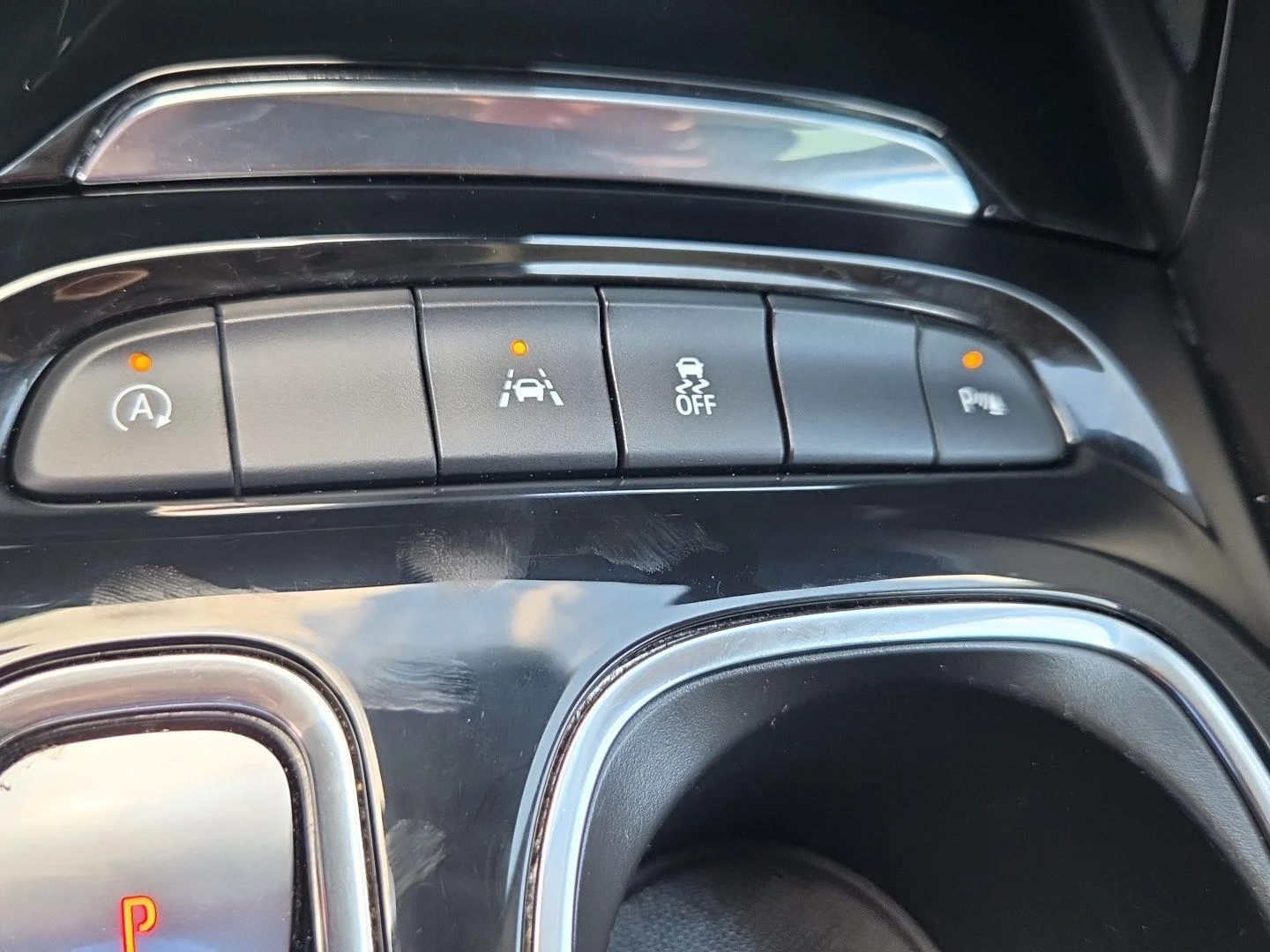 Used 2022 Cinnabar Metallic Buick Preferred image 17