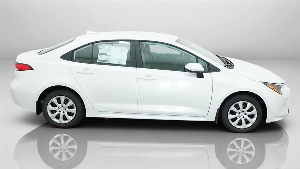 New 2027 Wind Chill Pearl Toyota LE image 7