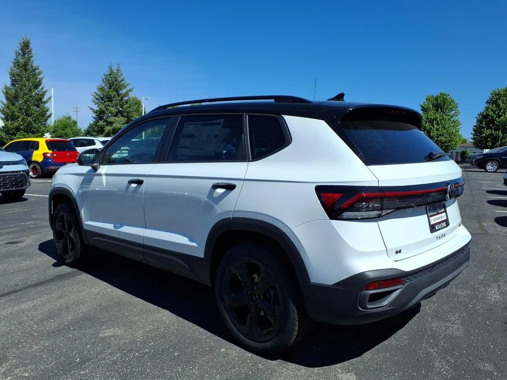 New 2026 Pure White w/Deep Blk Rf Volkswagen 1.5T SE Black image 4