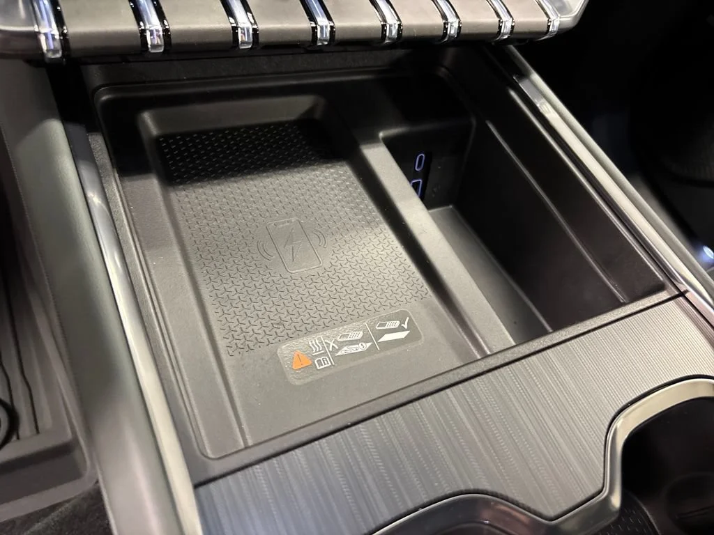 2026 GMC Acadia AT4 - Photo 37