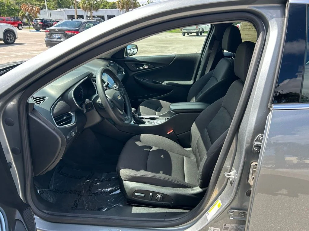 Used 2024 Gray Chevrolet LT image 16