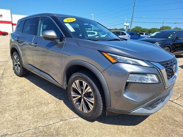 Used 2021 Gun Metallic Nissan SV image 7