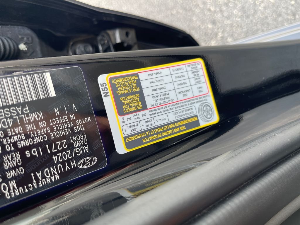 2025 Hyundai Elantra SE - Photo 23