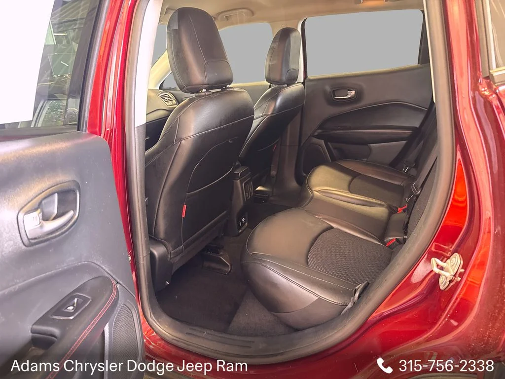 Used 2021 Red Jeep Trailhawk image 10