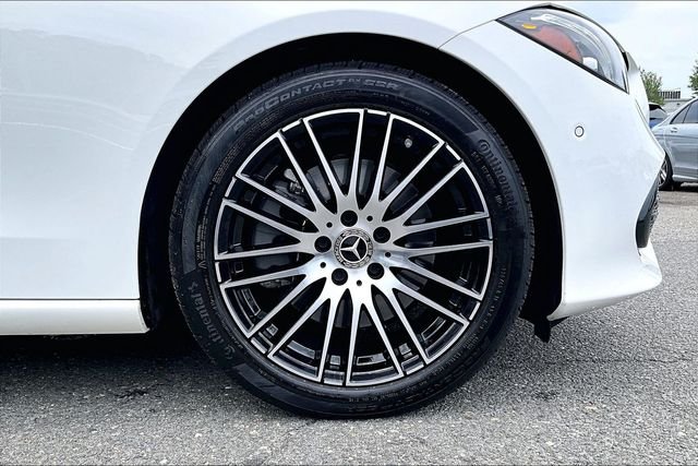 Used 2026 White Mercedes-Benz C 300 image 9