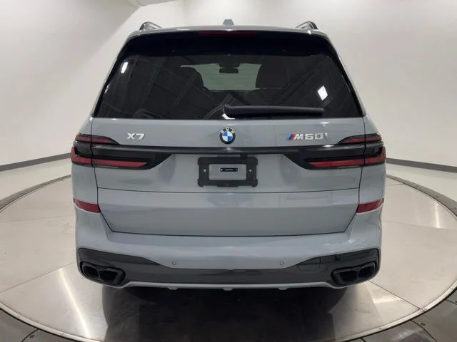 Used 2025 Gray BMW M60i image 4