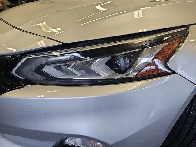 Used 2019 Silver Nissan 2.5 SL image 30