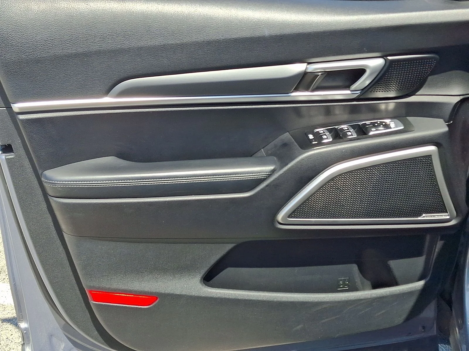 Used 2020 Silver Kia LX image 12