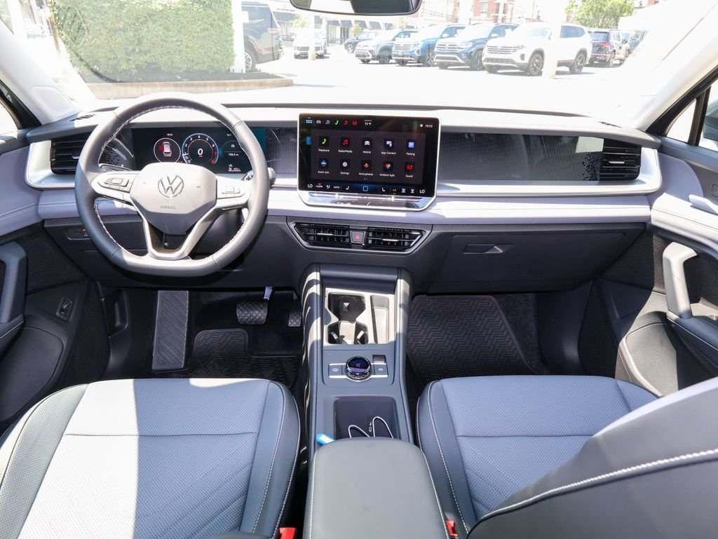 New 2026 Silver Volkswagen 2.0T SE image 17
