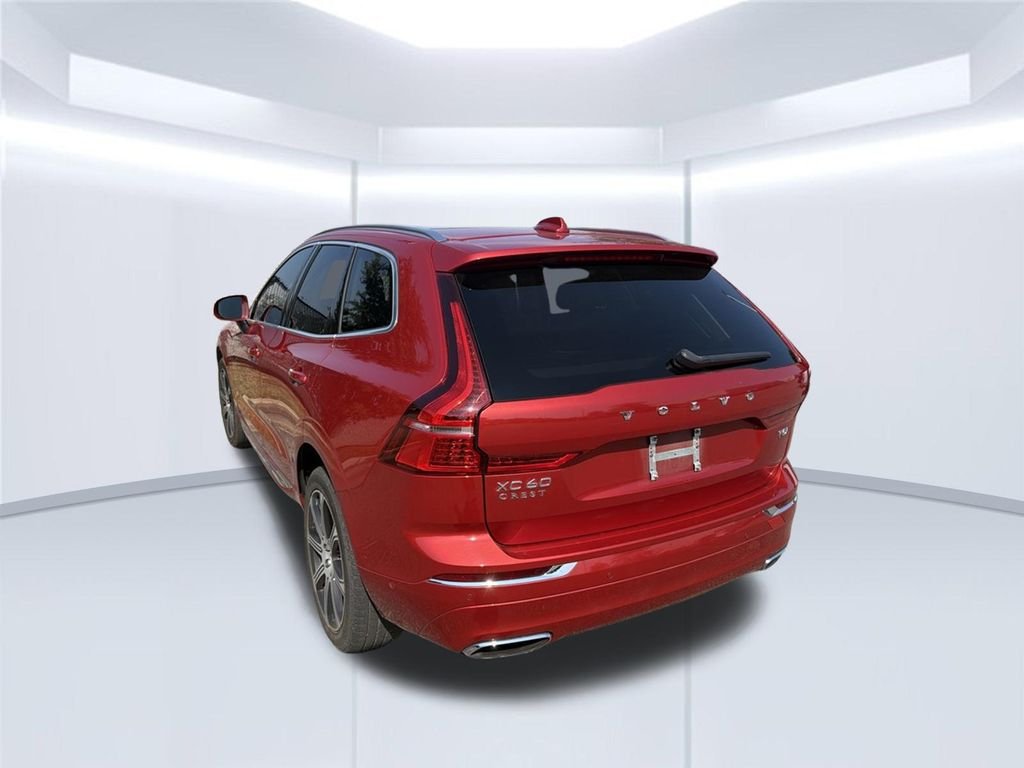 Used 2021 Red Volvo T5 Inscription image 4