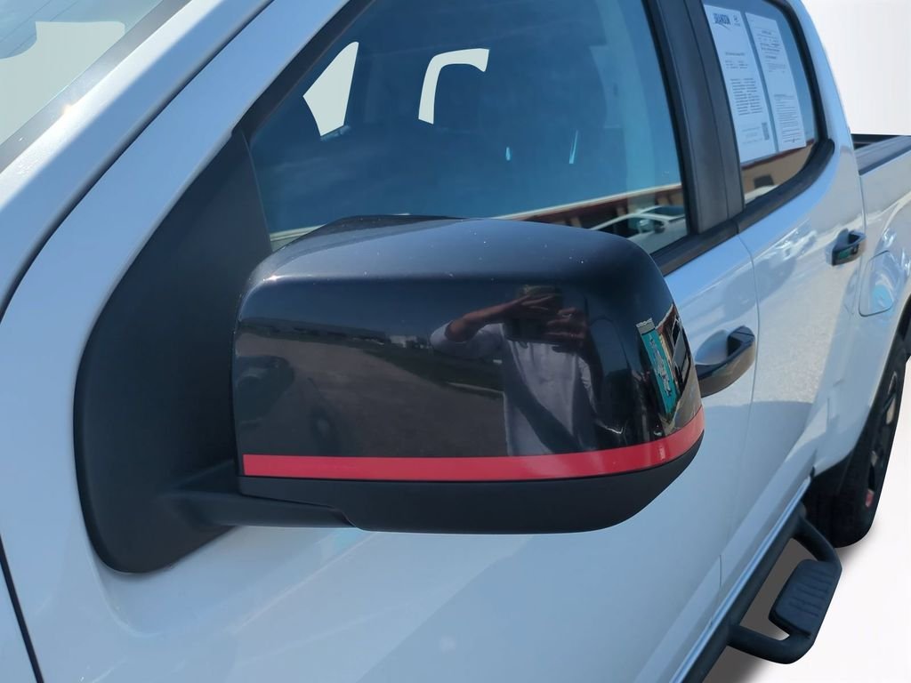 2022 Chevrolet Colorado LT - Photo 12