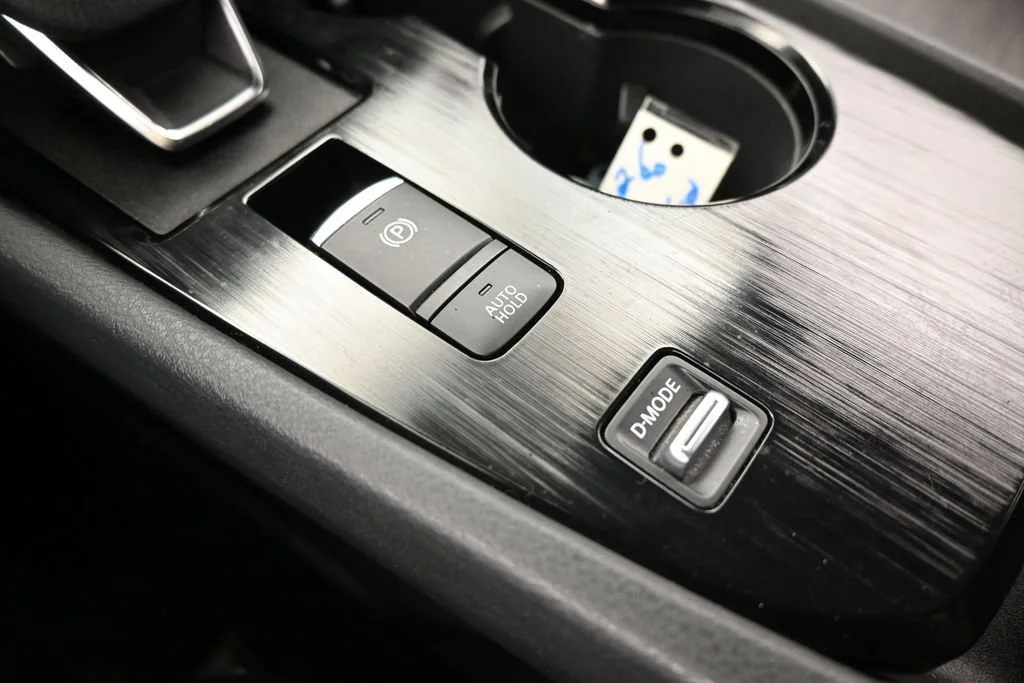 Used 2021 Gray Nissan S image 21