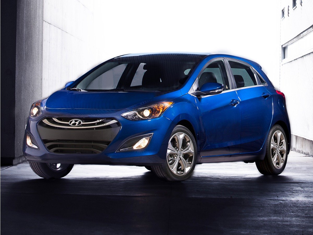 Used 2014 Monaco White Hyundai Base image 1