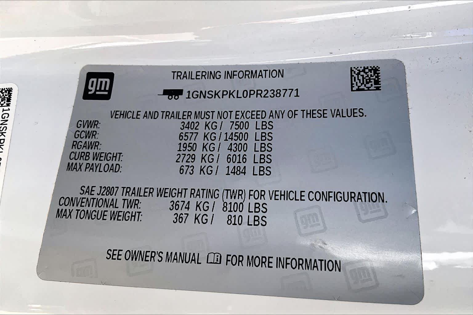 Used 2023 Summit White Chevrolet Z71 image 35
