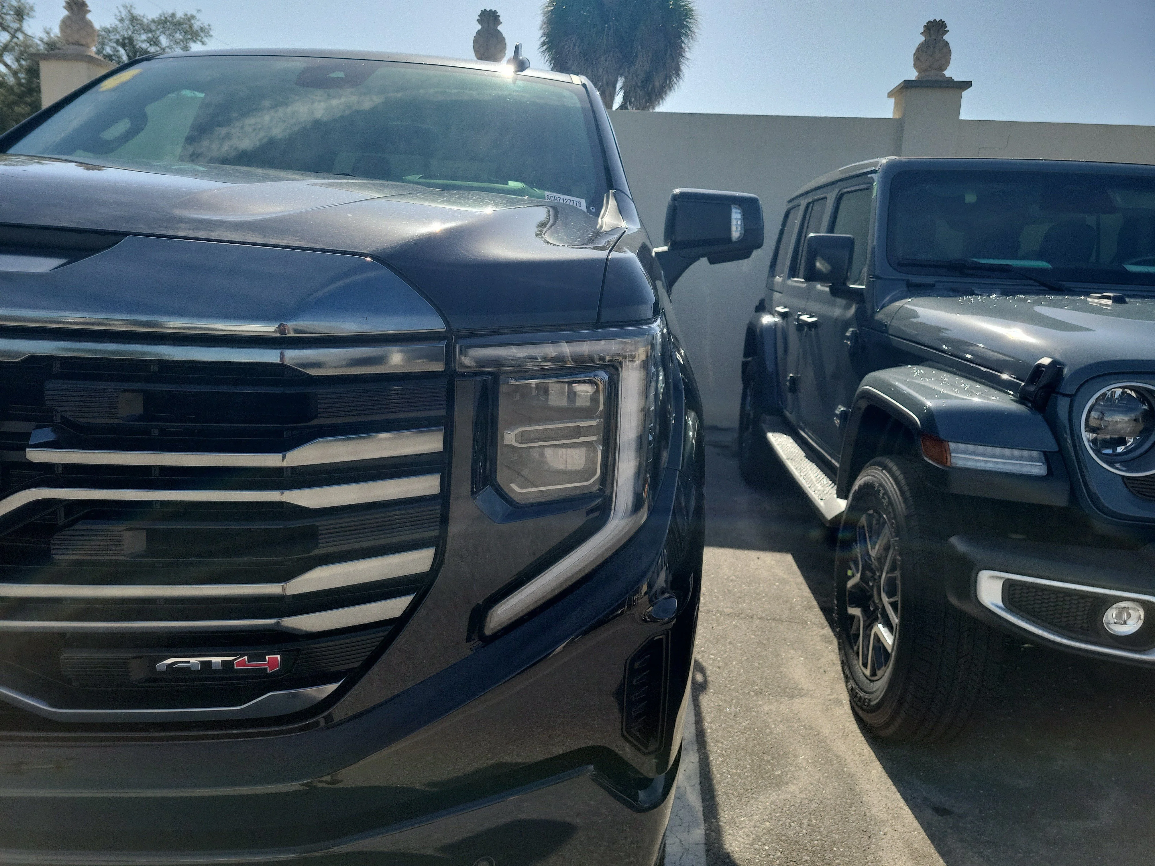 Used 2024 Onyx Black GMC AT4 image 4