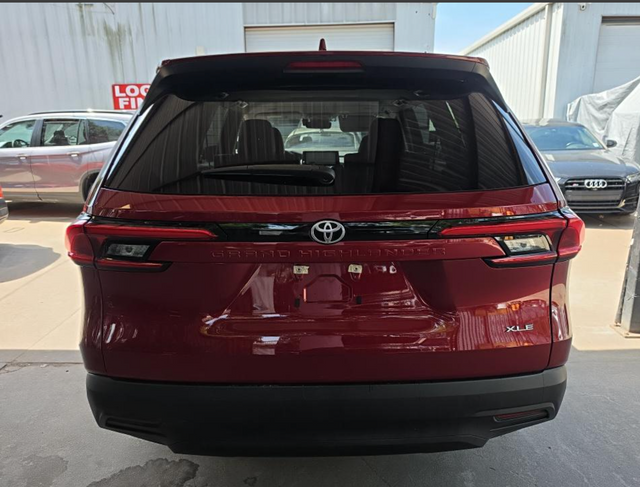 Used 2024 Red Toyota XLE image 16