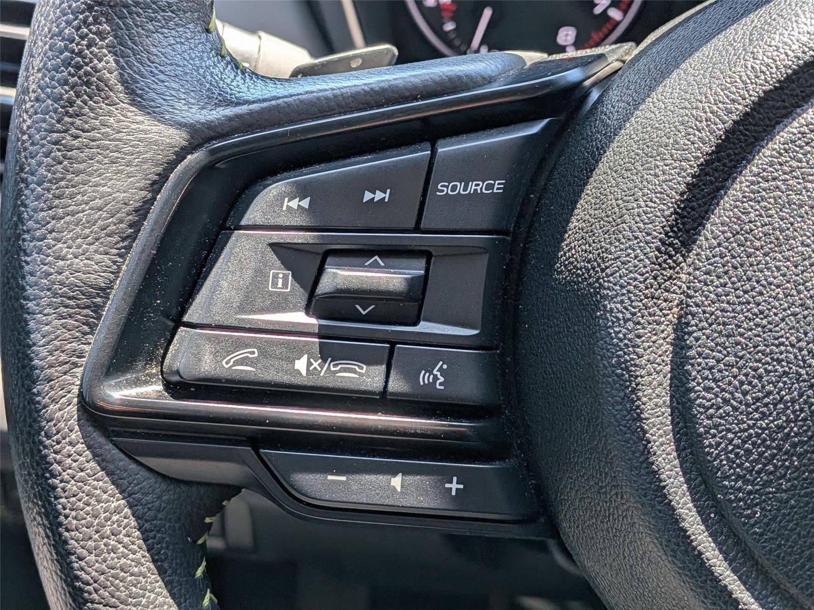 Used 2025 Crystal Black Silica Subaru Onyx Edition XT image 20