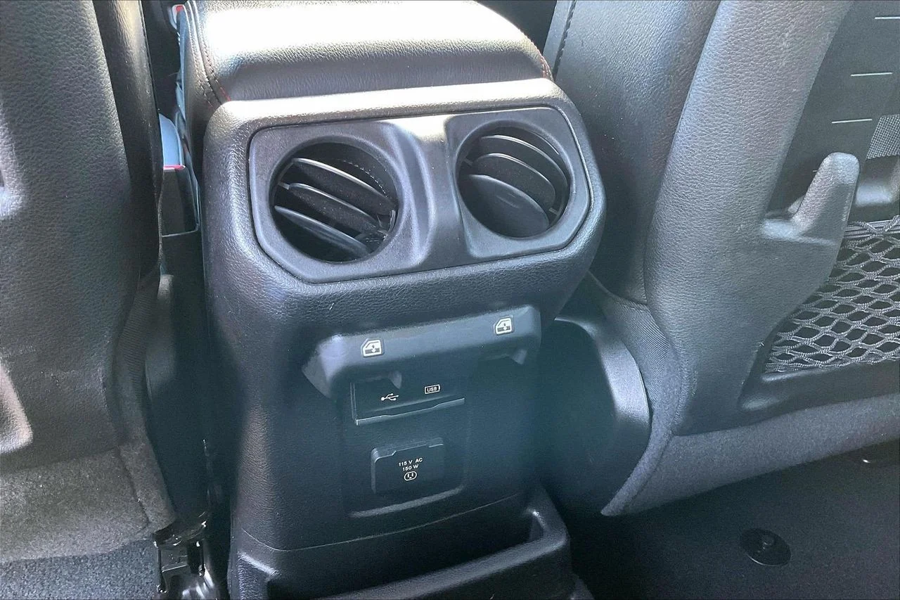 Used 2020 Red Jeep Rubicon image 17