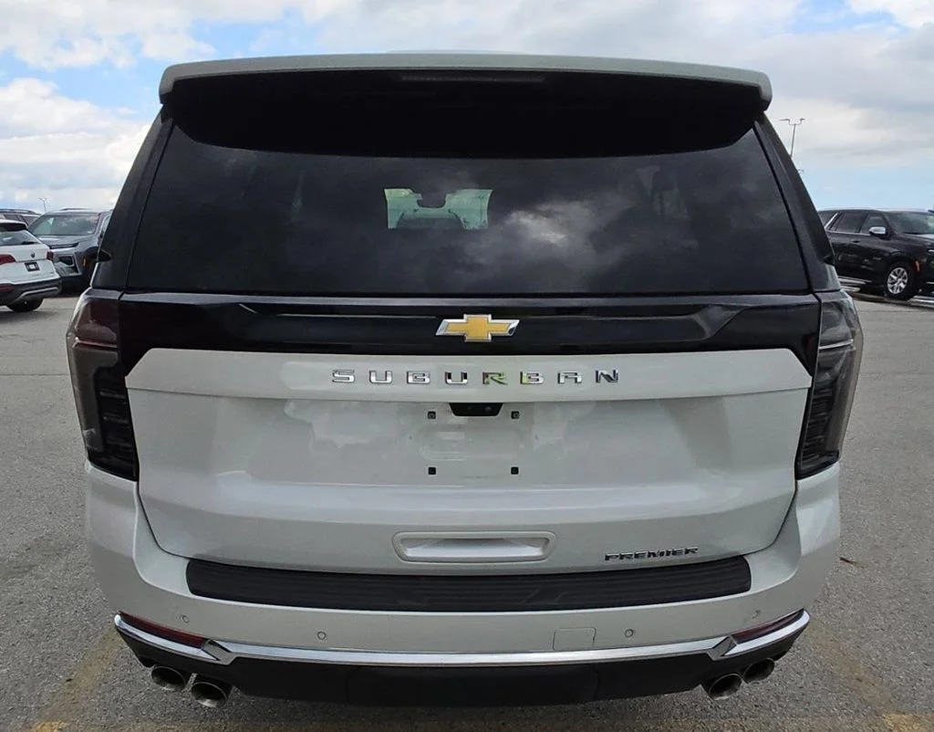 Used 2025 Beige Chevrolet Premier image 5
