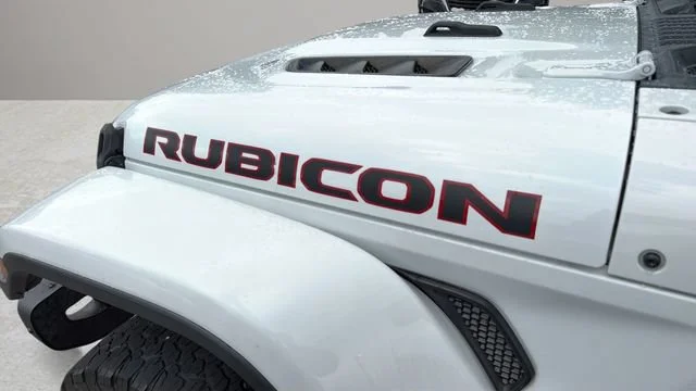 Used 2022 White Jeep Rubicon 4x4 image 39