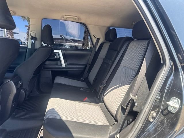 2018 Toyota 4Runner SR5 - Photo 10