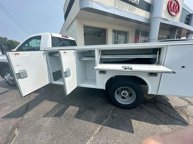Used 2022 White Chevrolet Work Truck image 21