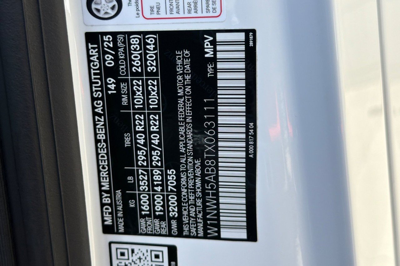 Used 2026 Polar White Mercedes-Benz AMG® G 63 image 28