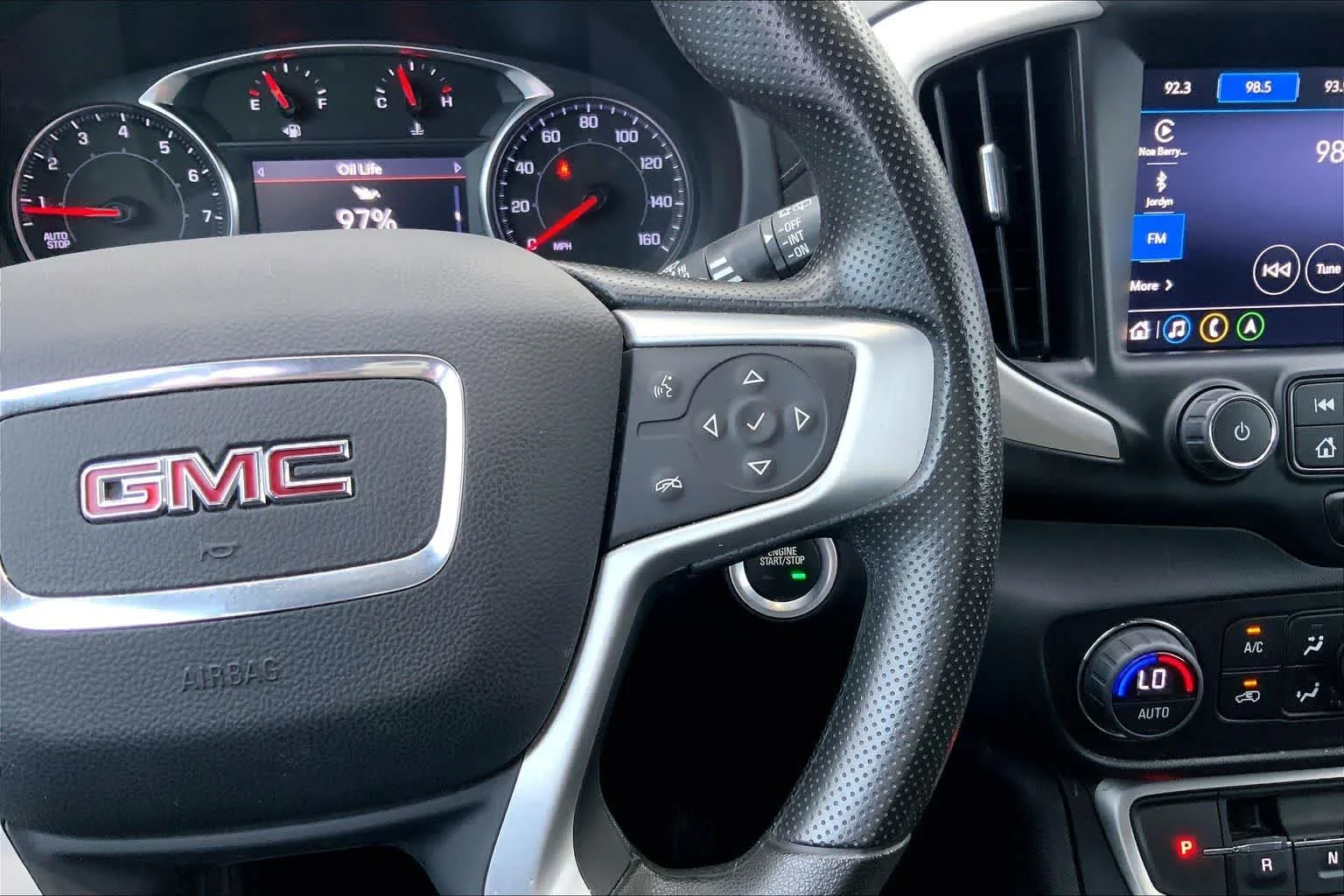 Used 2023 Sterling Metallic GMC SLE image 25