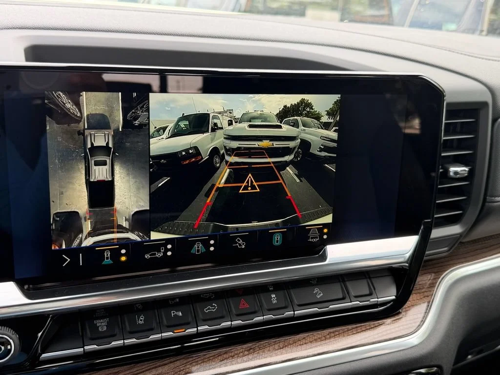 New 2026 Summit White Chevrolet LT image 15