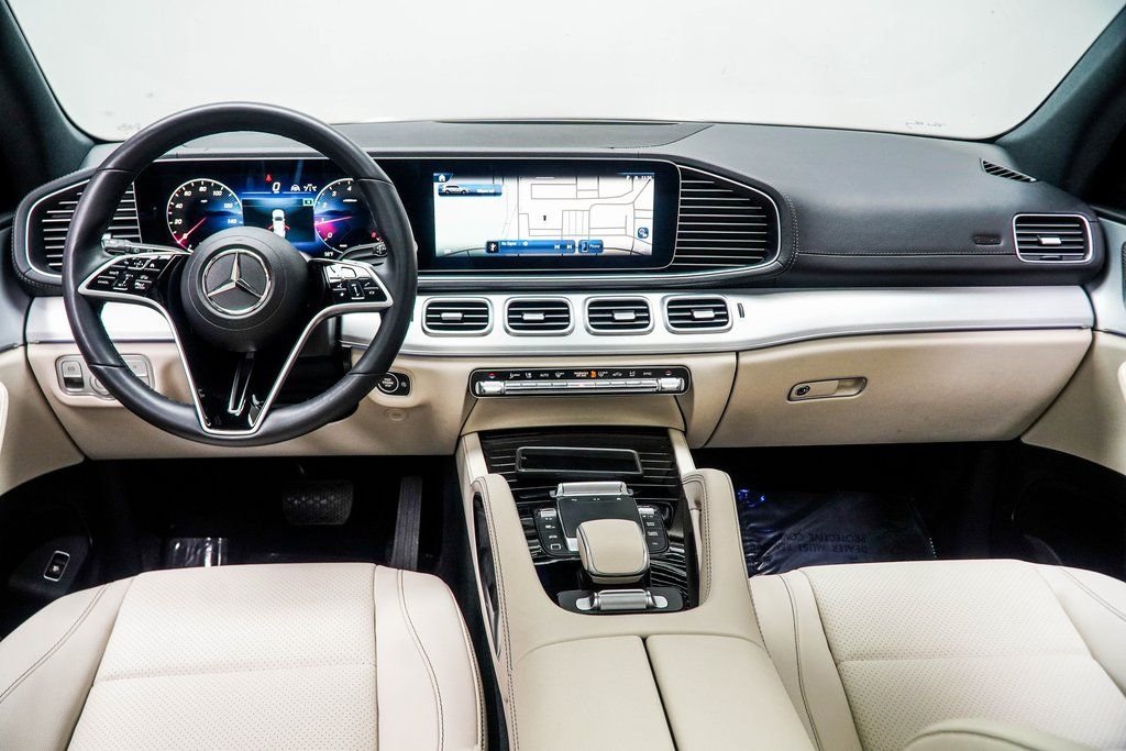 Used 2025 White Mercedes-Benz GLS 450 image 5