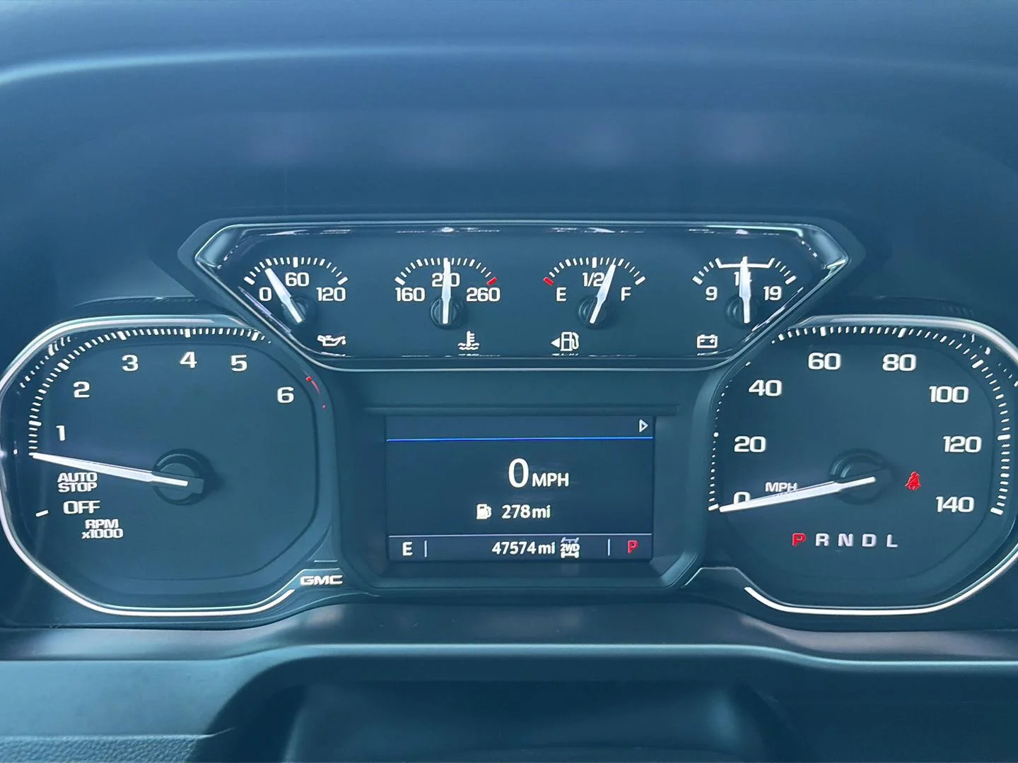 Used 2021 Pacific Blue Metallic GMC Elevation image 10